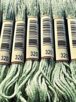 Муліне для вишивання AIRO №320 колір Pistachio Green, Medium/Середній фісташково-зелений 8м AIRO320 фото