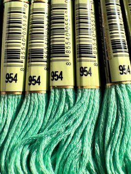 Муліне для вишивання AIRO №954 колір Nile Green/Нільський зелений 8м AIRO954 фото